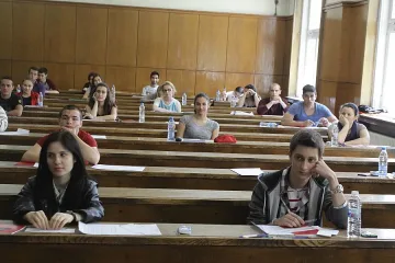 Тройка класира за математика в СУ