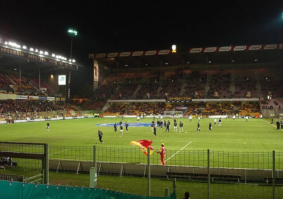 Палят Париж заради "Ланс"