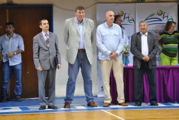 Дадоха "Триадица" на баскетбола