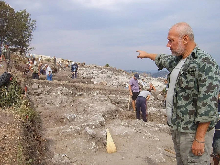 Н. Овчаров: Очаквам на 4 август да започнат проучванията на Перперикон