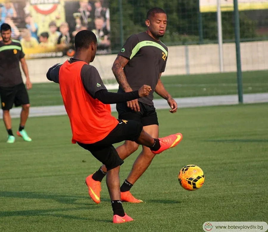 Официално: Педро смени Ботев Пд с "Левски"