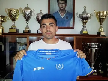 Официално: Сърмов се завърна в "Левски"