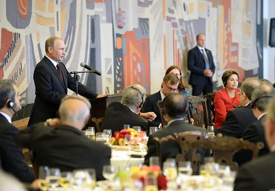 Китайският президент разговаря поотделно с Путин и Обама