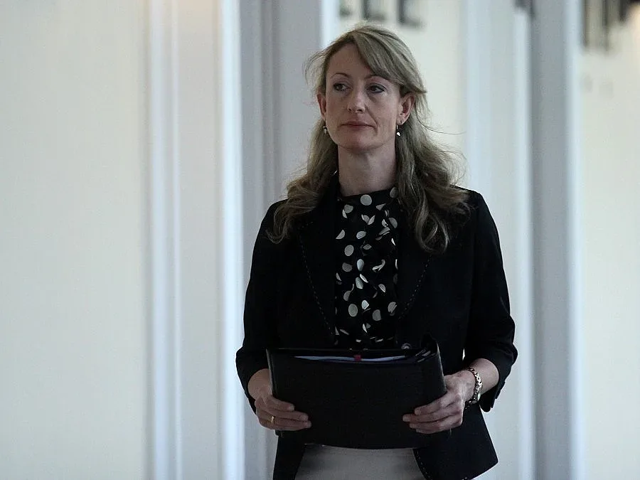 Златанова: ЕС пуска парите за екология