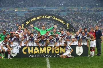 Наздраве и целувка от Меркел (ОБЗОР)