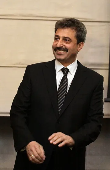 Проверяват Василев за престъпна група