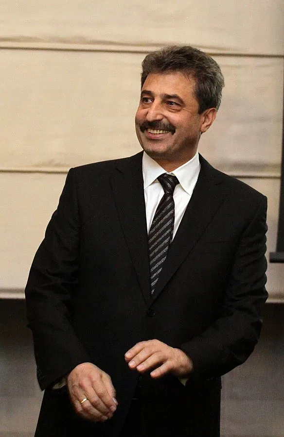 Проверяват Василев за престъпна група