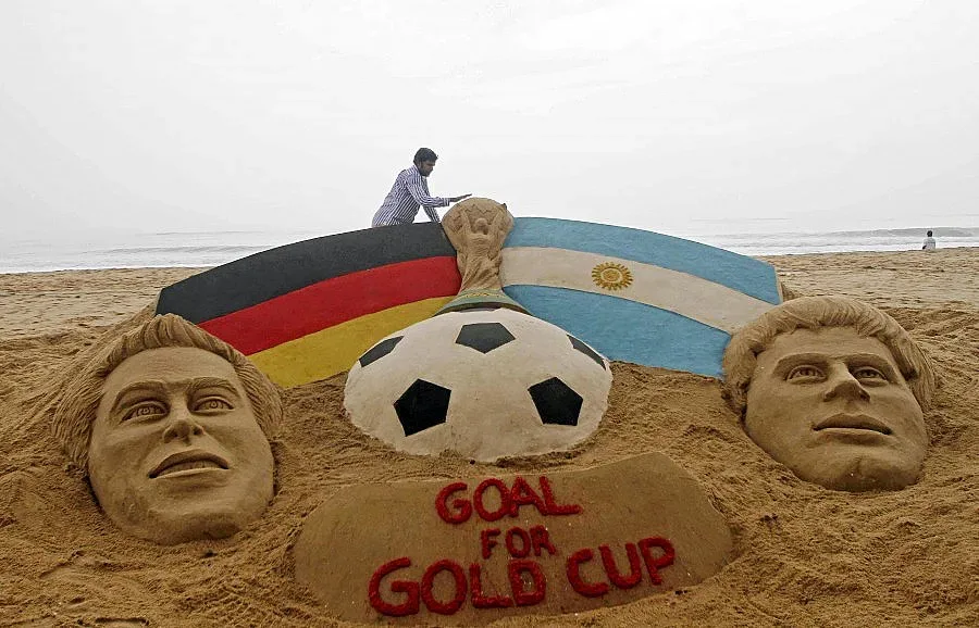 Лео бие Швайни по премии