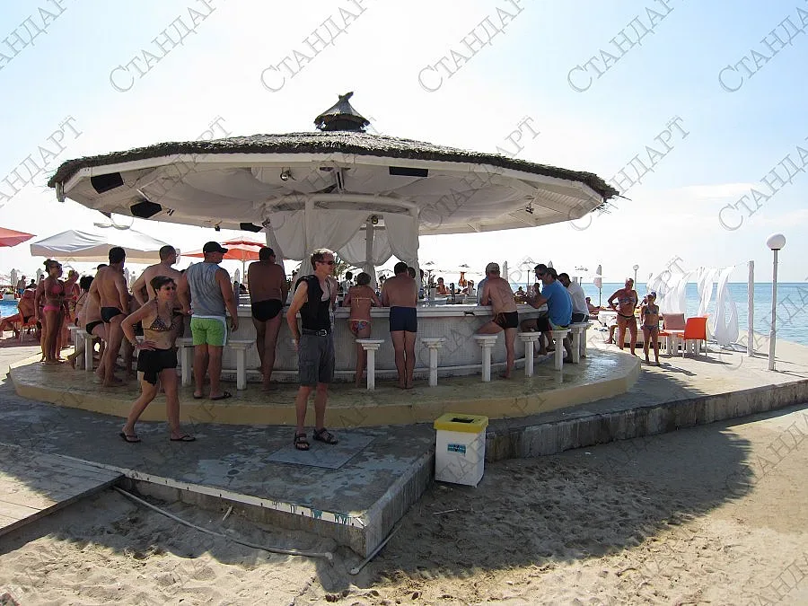 1600 данъчни на лов за касови бележки по морето