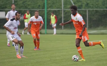 "Литекс" надви "Верис"