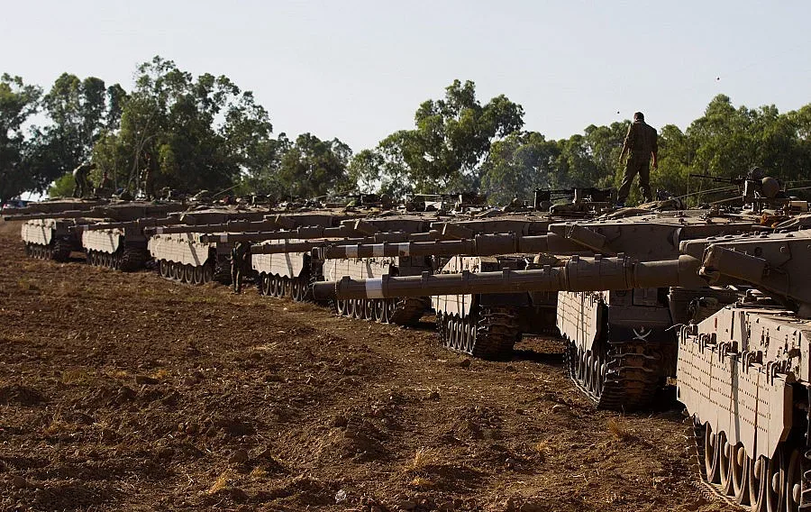 Жертвите в Газа достигнаха 100