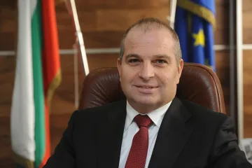 Истината за самолета на Урсула! Няма заглушаване