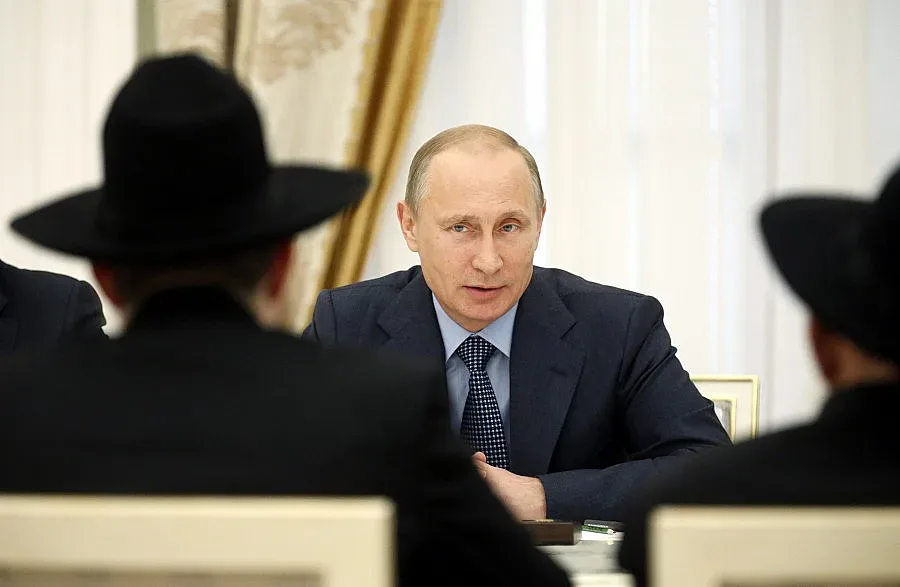 Путин иска система за сигурност срещу телефонните подслушвания