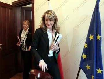 Златанова: Оставяме финализирано Споразумение за партньорство с ЕК