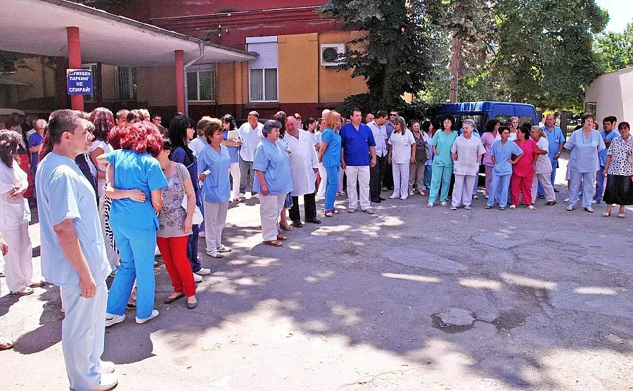 Лекарите излизат на протест