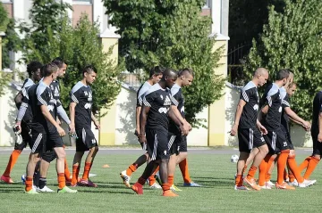 Бурята отложи реванша на Литекс срещу Верис