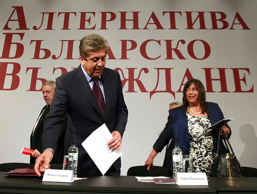 И Първанов кани синдикати на среща