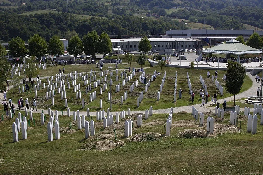 Незарастващата рана Сребреница