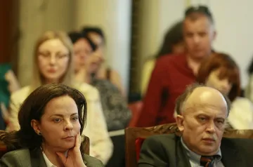 Всяка болница с таван за харчовете (ОБЗОР)