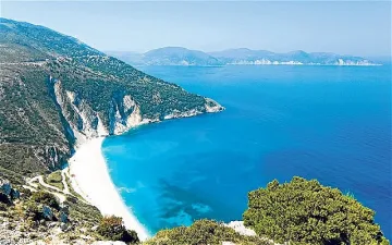 Гърци жилят туристи със солени цени