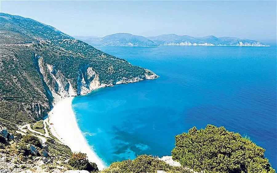 Гърци жилят туристи със солени цени