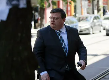 Прокурорите искат сами да разкриват банковата тайна