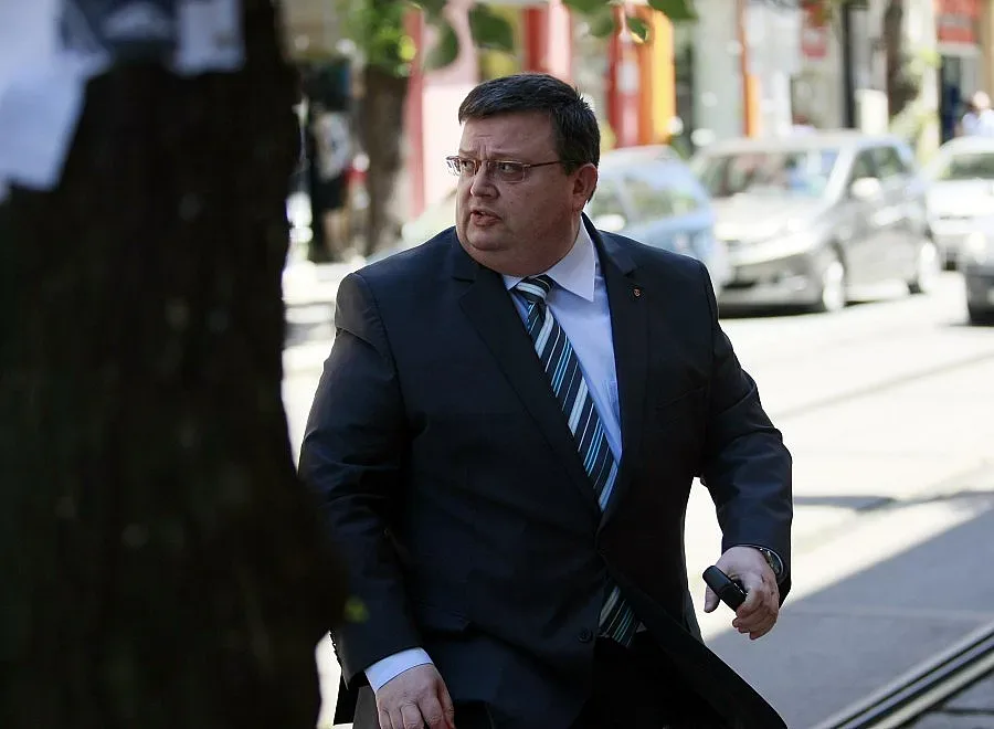 Прокурорите искат сами да разкриват банковата тайна