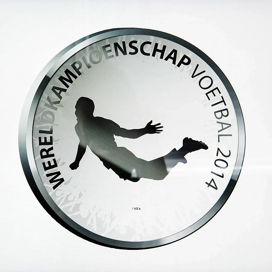 Ван Перси под въпрос за Аржентина 