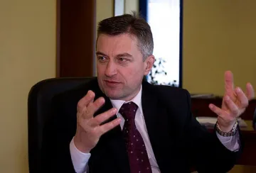 Застраховател: Разбира се, че има достатъчно пари