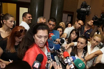 Разбраха се за парите на касата (ОБЗОР)