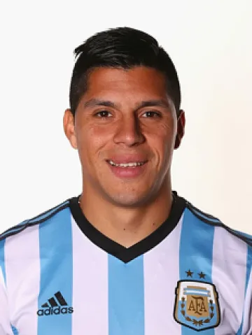 Деца тормозят заместника на Ди Мария