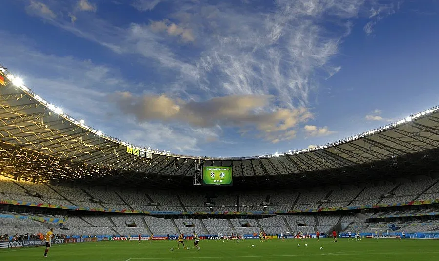 Арестуваха партньор на ФИФА за нелегална продажба на билети