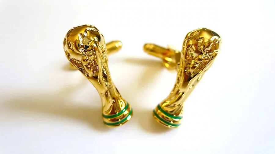 Най-идиотските стоки за фенове