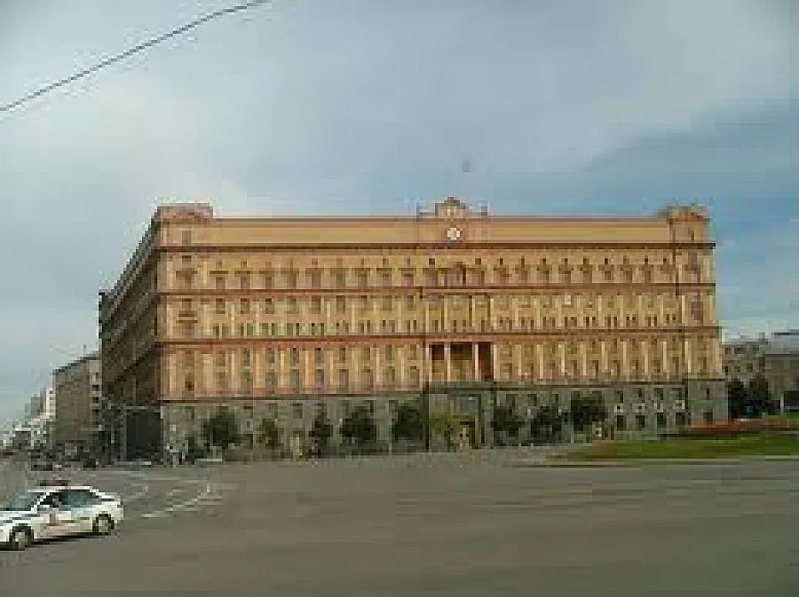 Шпионин разкри тайни архиви на КГБ