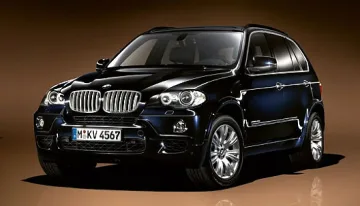 Данъчните продават BMW-Х5 за 14 хил.лв. 