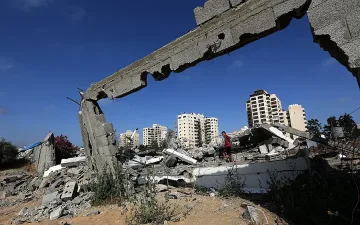 Израел продължава с бомбардировките на Газа