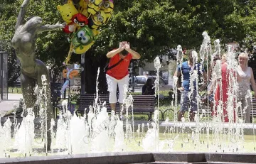 Очаква ни слънчев и топъл понеделник