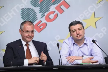 Стойнев ще помирява червените лагери