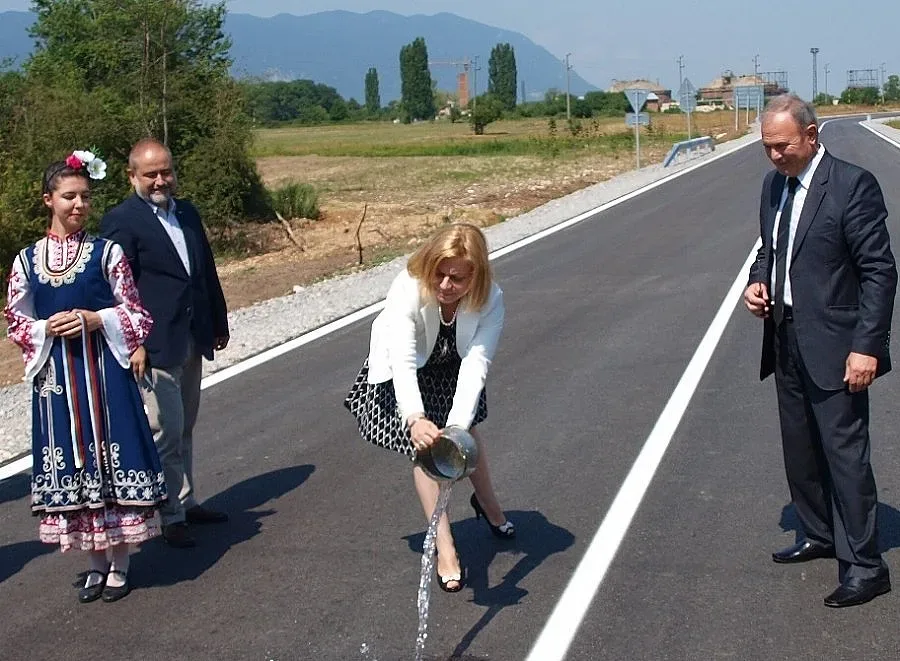 Облекчиха трафика към Дунав мост 2 (ОБЗОР)