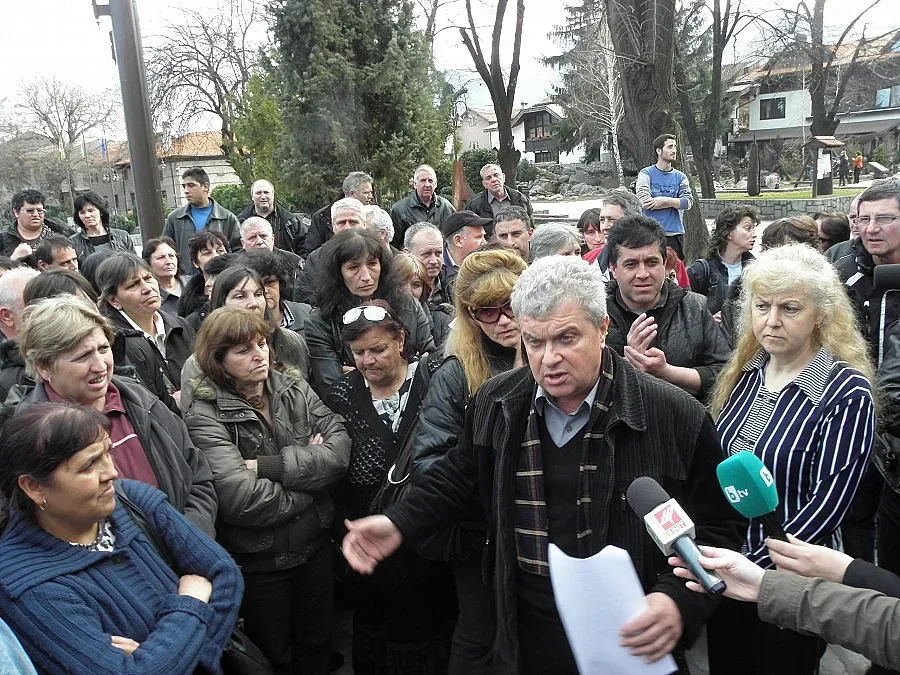 200 работници отиват на борсата 