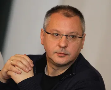 Бас за еврокомисар Кристалина или Сергей