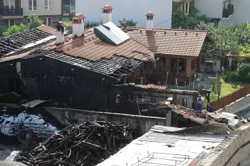 Описват щетите след големия пожар в Банско