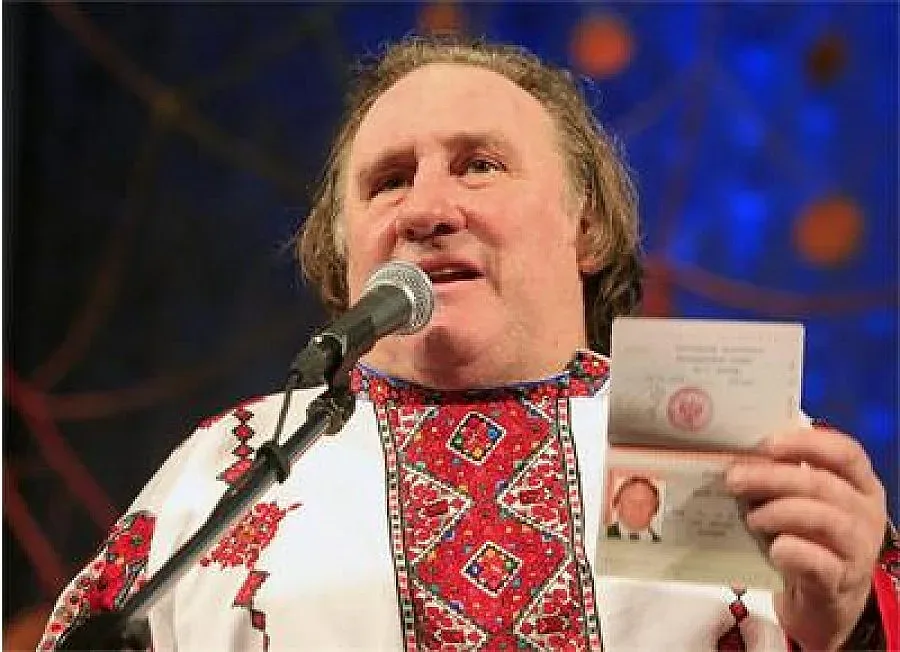 Депардийо кани Путин на кръчма