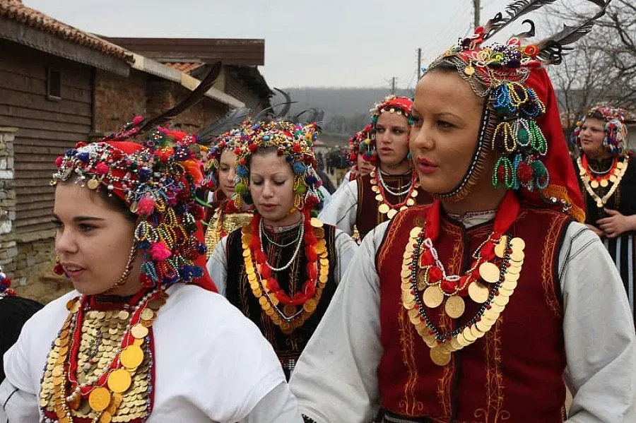 Род с пари не се купува
