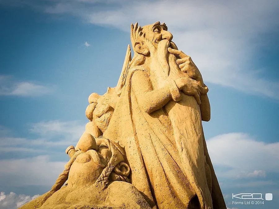 Дон Кихот търси Санчо Панса на плажа