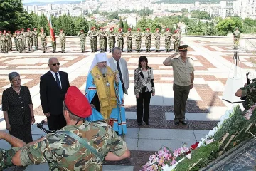 Руски княз се поклони пред паметта на Скобелев и героите от Шипка и Стара Загора