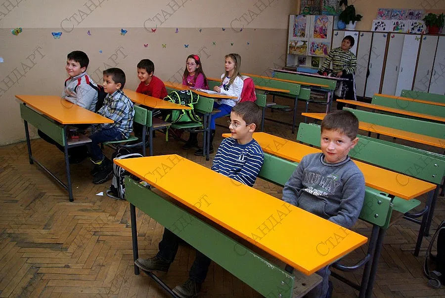 Онлайн изпити и уроци в телефона