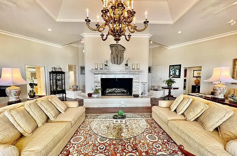 Рекордна цена на жилище в София. Златната улица