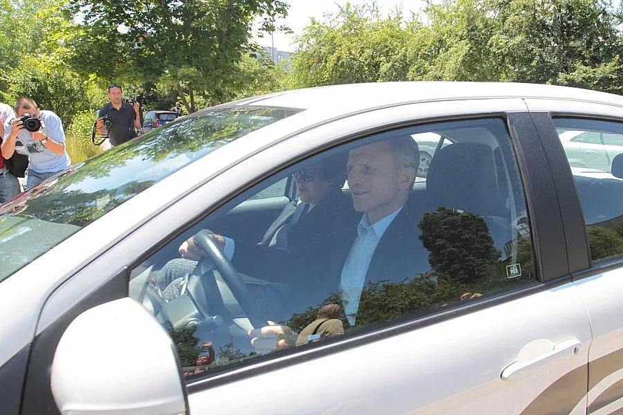 Разпитват Гриша Ганчев в следствената служба