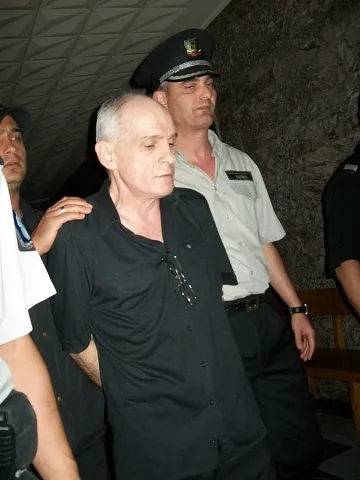 Баща получи доживотна присъда за убийство на сина си